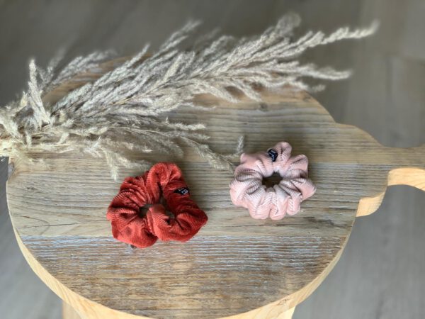 scrunchie rib roze roest